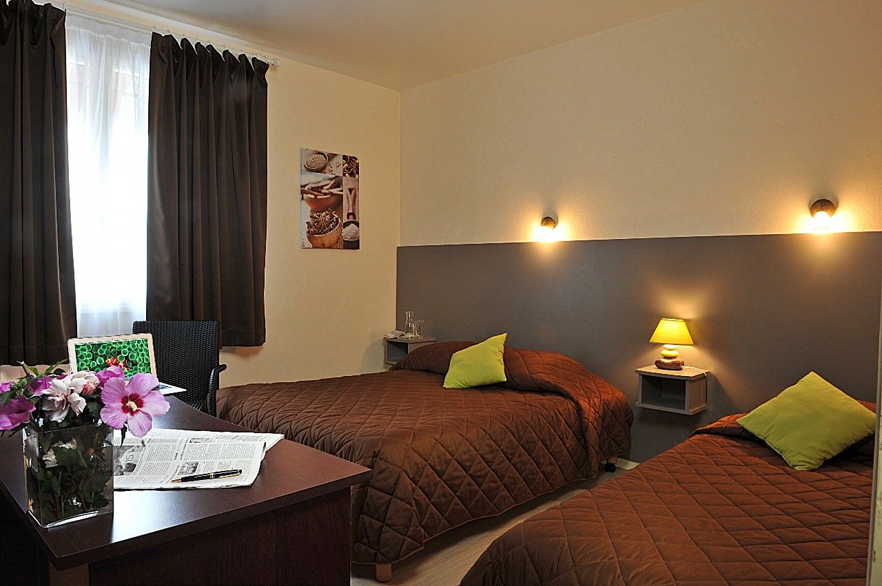 Logis Hotel Le Prieure Saint-Marcel  Экстерьер фото