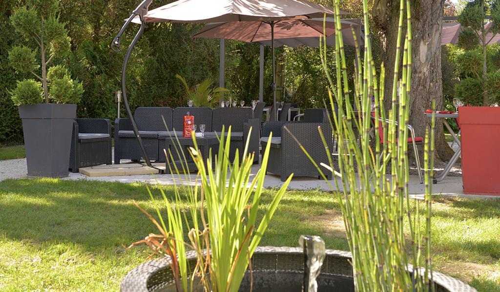 Logis Hotel Le Prieure Saint-Marcel  Экстерьер фото